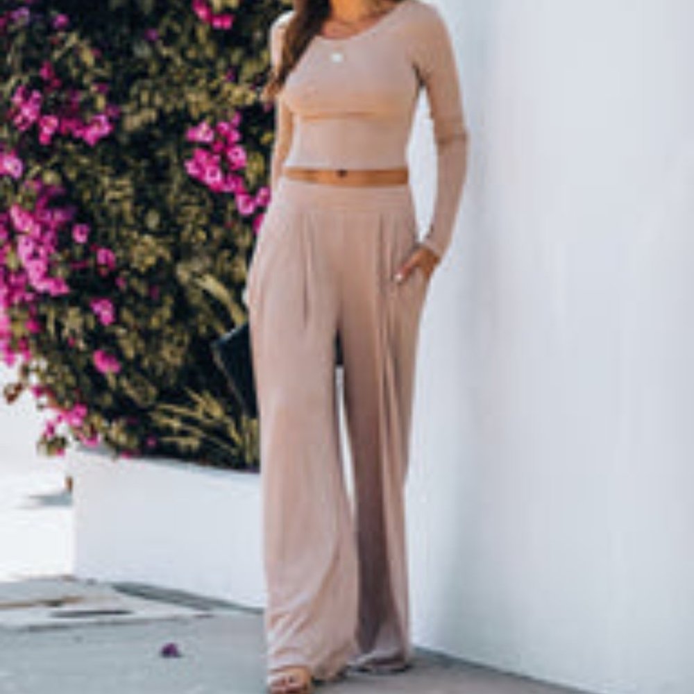 VICI Two-Piece Hermosa Ribbed Long Sleeve Cropped Top & Wide Legged Pants in Moc